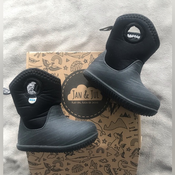 Jan and Jul waterproof pull-on toddler boots size 6 - Picture 2 of 5